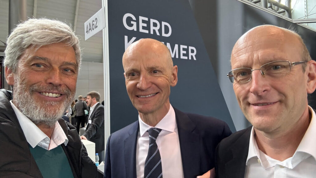 Experten unter sich: Die Vorstände Michael Mundenbruch und Peter Kafitz mit „ETF-Papst“ Dr. Gerd Kommer